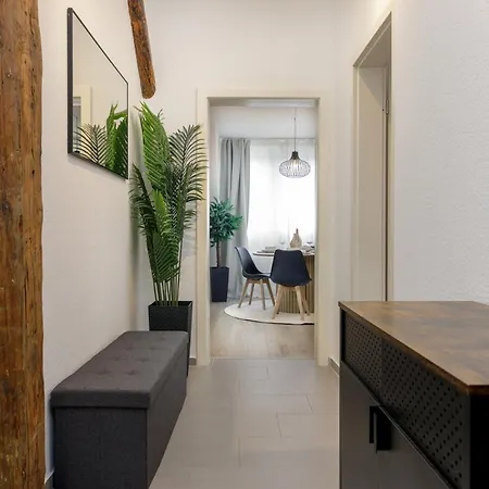 Elly Nine - Stylish Urban Apartamento Wiesbaden