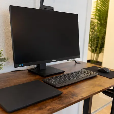 Elly Nine - Stylish Urban Διαμέρισμα