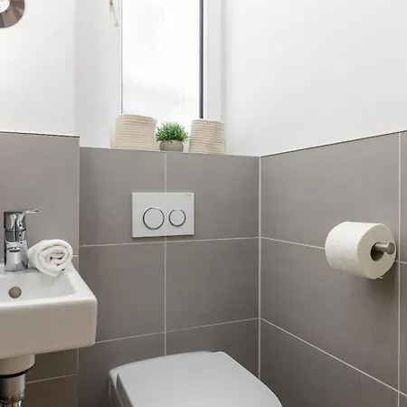 Elly Nine - Stylish Urban Apartamento Wiesbaden