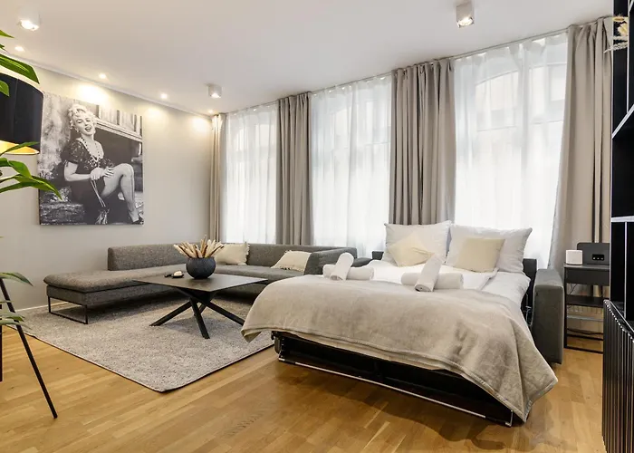 Elly Nine - Stylish Urban Διαμέρισμα *