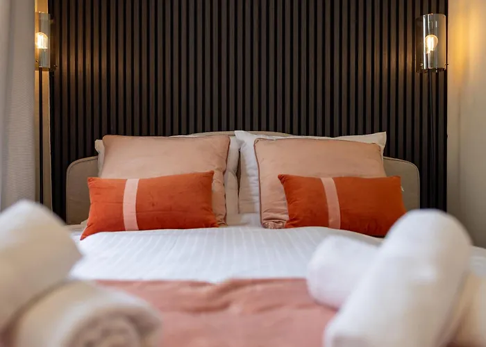 Elly Nine - Stylish Urban * Wiesbaden